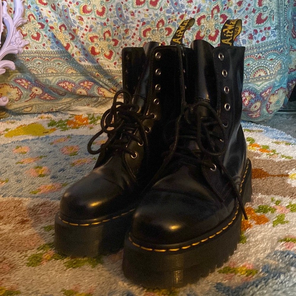 Doc Martens Jadon Platforms